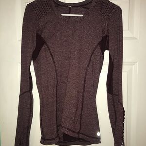 Lululemon Longsleeve 🍋